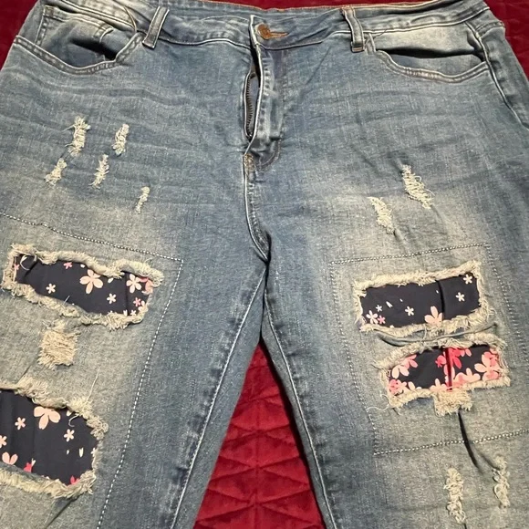 Women’s flower inlay jeans XXL - Picture 3 of 5